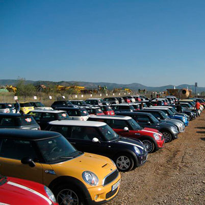 Concentración Minis en Valencia